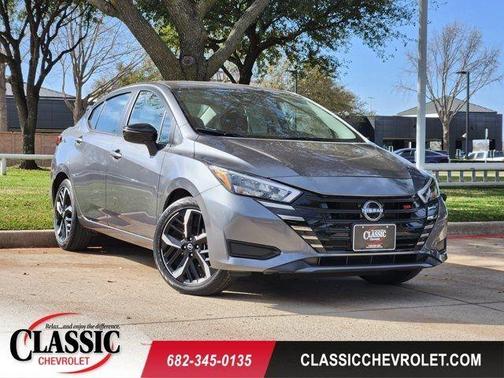 2024 Nissan Versa 1.6 SR