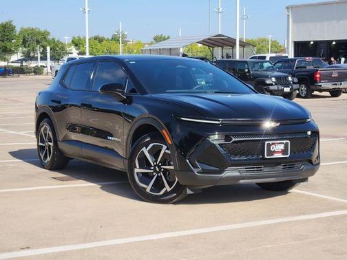 Black 2025 Chevrolet Equinox EV LT 1