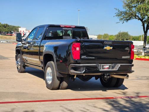2026 Chevrolet Silverado 3500 High Country