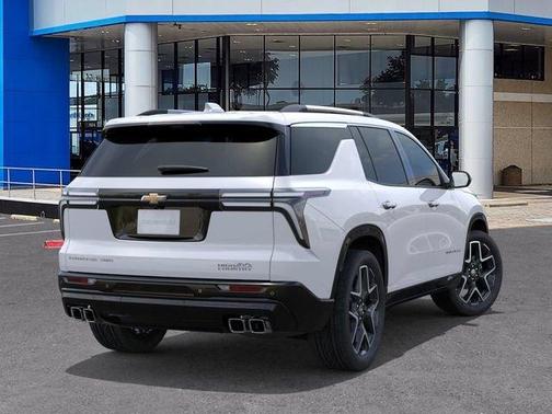 Polar White 2026 Chevrolet Traverse High Country