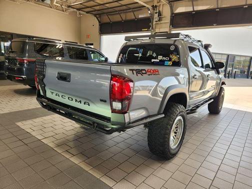 Cement 2021 Toyota Tacoma TRD Off Road