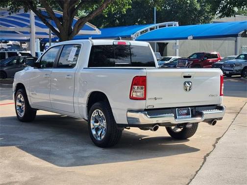 Bright White Clearcoat 2022 RAM 1500 Big Horn