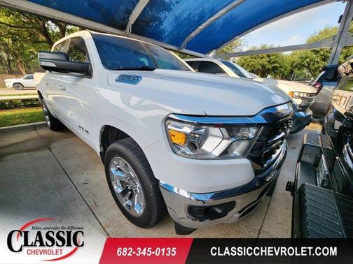 Bright White Clearcoat 2022 RAM 1500 Big Horn