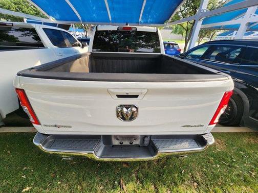 Bright White Clearcoat 2022 RAM 1500 Big Horn
