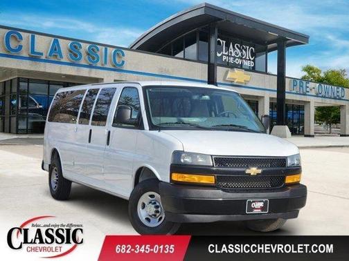 2025 Chevrolet Express 3500 LS