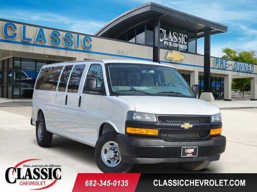 2025 Chevrolet Express 3500 LS