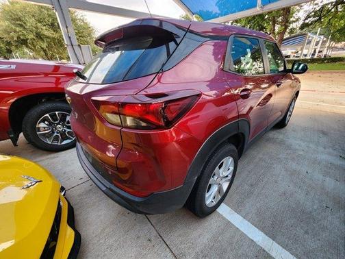 Scarlet Red Metallic 2021 Chevrolet Trailblazer LS
