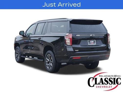 Black 2022 Chevrolet Suburban Z71