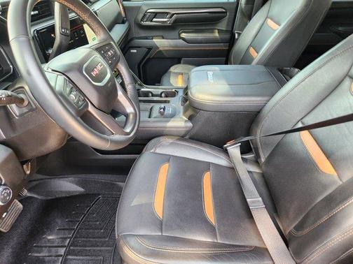 2024 GMC Sierra 2500 AT4