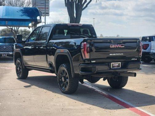 2024 GMC Sierra 2500 AT4