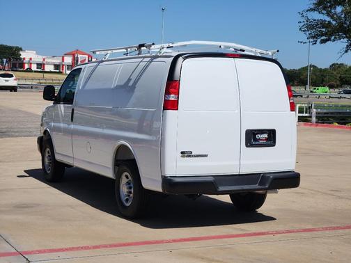 2025 Chevrolet Express 2500 Work Van