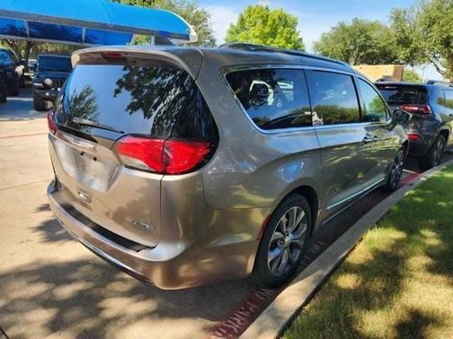 2018 Chrysler Pacifica Limited