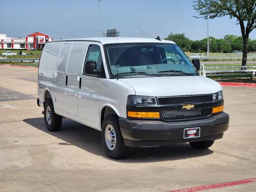 2025 Chevrolet Express 2500 Work Van