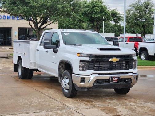2025 Chevrolet Silverado 3500 WT