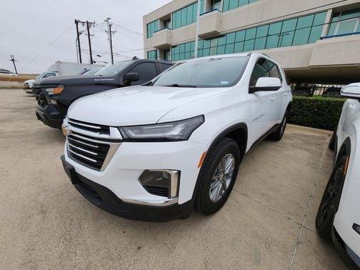 2022 Chevrolet Traverse LT Cloth