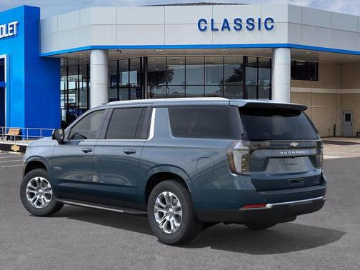 2025 Chevrolet Suburban LT