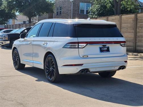 White 2021 Lincoln Aviator Reserve RWD