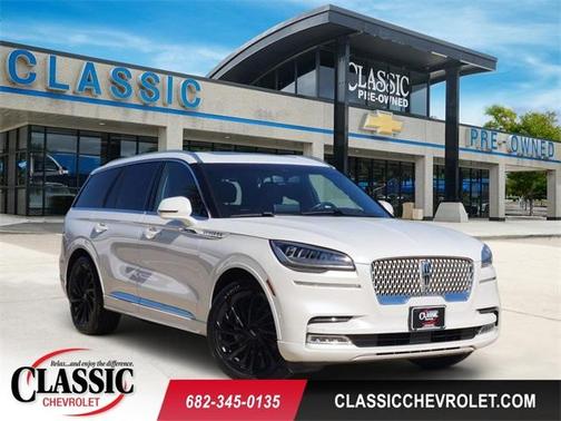 White 2021 Lincoln Aviator Reserve RWD