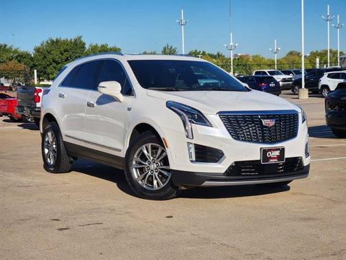 Crystal White Tri-Coat 2021 Cadillac XT5 Premium Luxury