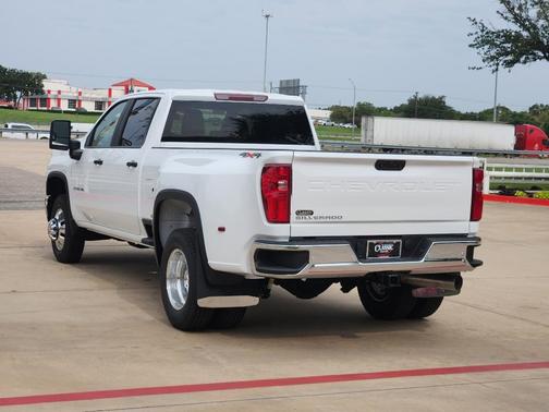 2026 Chevrolet Silverado 3500 WT