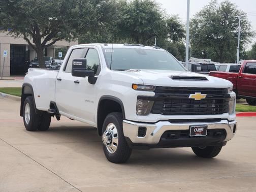 2026 Chevrolet Silverado 3500 WT
