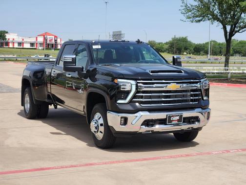 2025 Chevrolet Silverado 3500 LTZ