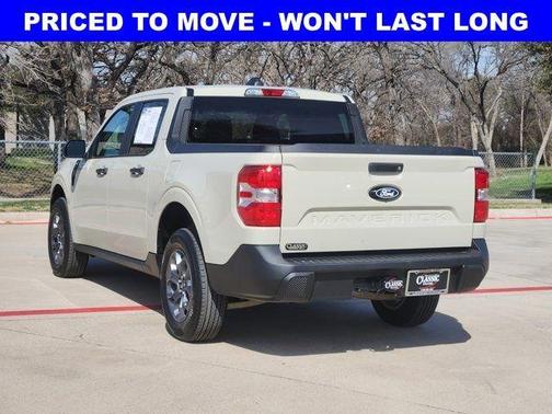 Desert Sand 2025 Ford Maverick XLT