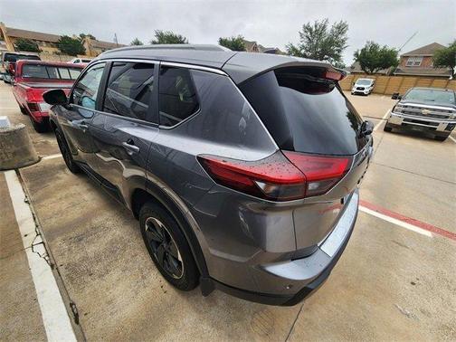 Gun Metallic 2025 Nissan Rogue SV