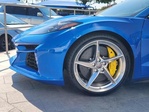 2025 Chevrolet Corvette E-Ray