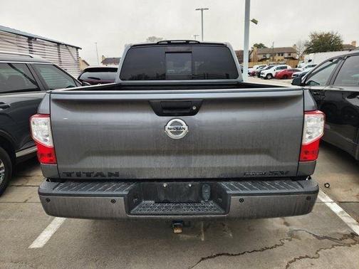 2018 Nissan Titan SV