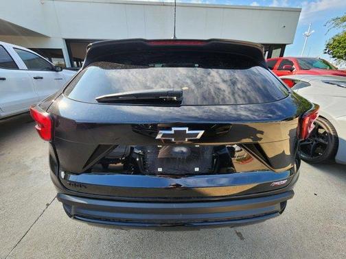 Mosaic Black Metallic 2024 Chevrolet Trax 1RS