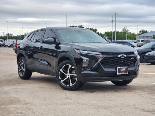 Mosaic Black Metallic 2024 Chevrolet Trax 1RS