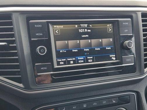 2022 Volkswagen Atlas Cross Sport 2.0T SE