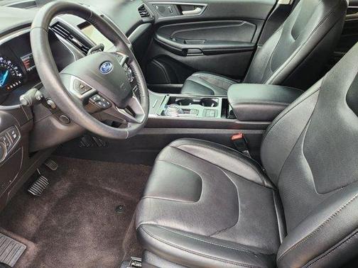 Magnetic 2020 Ford Edge Titanium