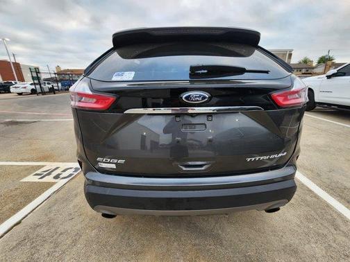 Magnetic 2020 Ford Edge Titanium