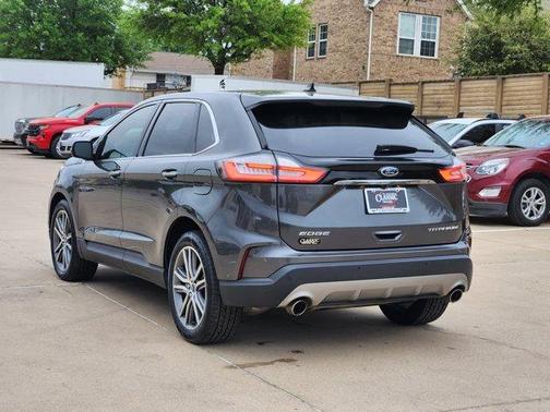 Magnetic 2020 Ford Edge Titanium