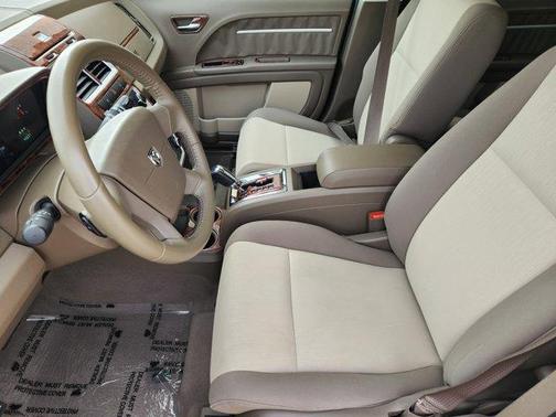 Inferno Red Crystal Pearlcoat 2010 Dodge Journey SXT