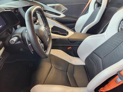 2022 Chevrolet Corvette Stingray w/2LT