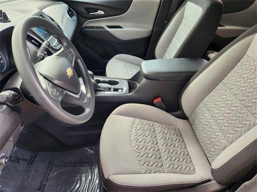 Mosaic Black Metallic 2024 Chevrolet Equinox LS