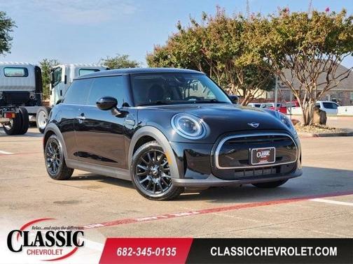 2022 MINI Hardtop Cooper