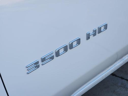 2026 Chevrolet Silverado 3500 WT