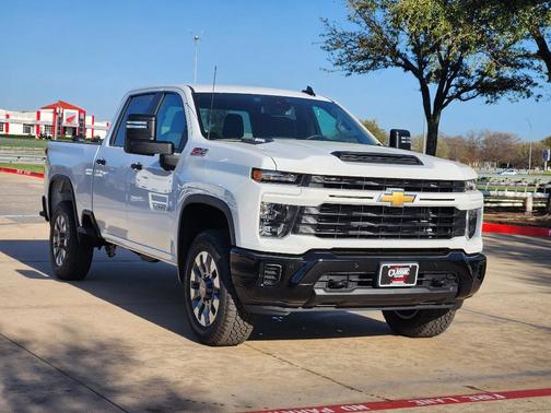 2026 Chevrolet Silverado 2500 Custom