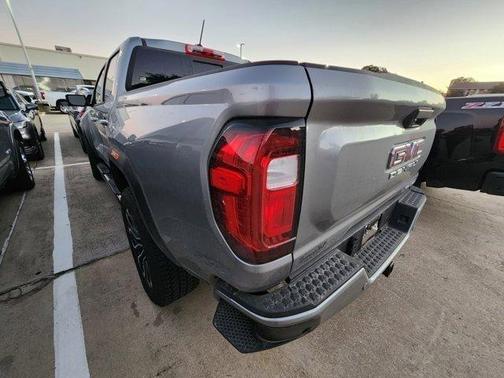 2024 GMC Canyon Denali