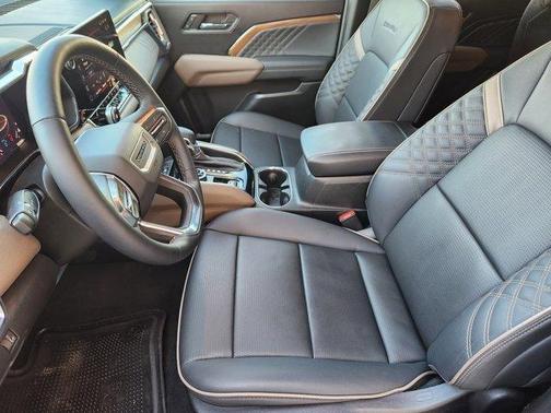 2024 GMC Canyon Denali