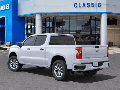 2025 Chevrolet Silverado 1500 Custom