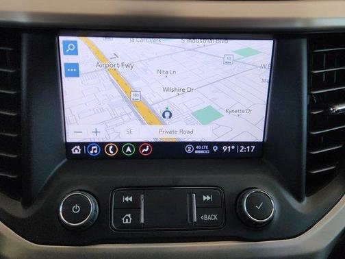 2022 GMC Acadia Denali