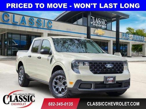 Desert Sand 2025 Ford Maverick XLT