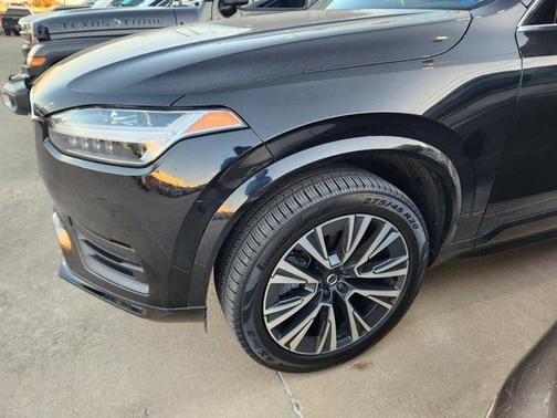 2020 Volvo XC90 T6 Momentum 7 Passenger