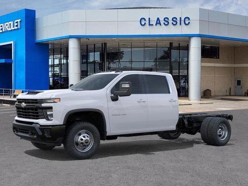 2025 Chevrolet Silverado 3500 WT