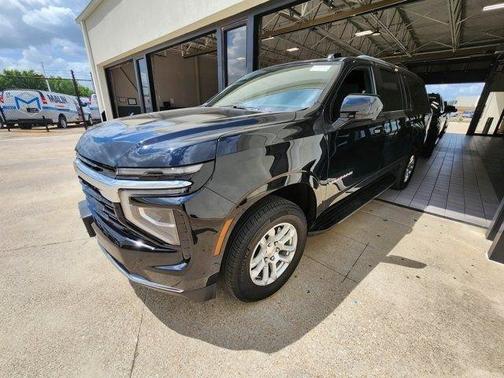 Black 2025 Chevrolet Suburban LS